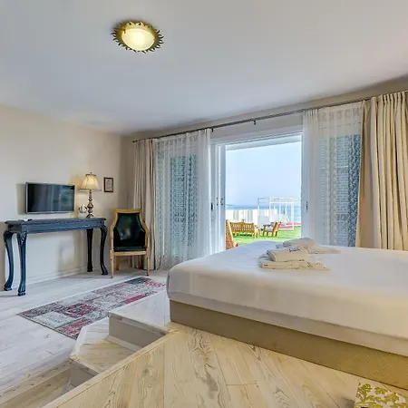 Otel Kore Çeşme