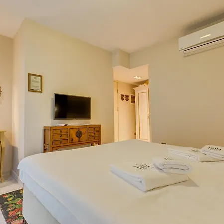 Otel Kore Çeşme