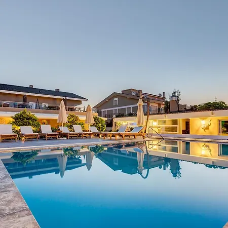 Otel Kore Çeşme